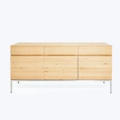 Oak Ligna 3-Door Sideboard