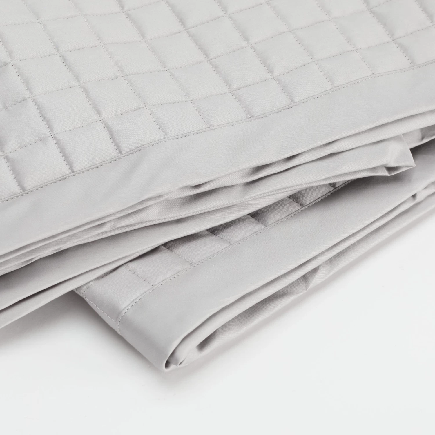 Masaccio Quilted Coverlet 8 Masaccio Quilted Coverlet - Image 6