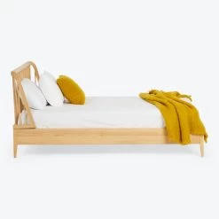 Oak Spindle Bed -Home Comprehensive Shop 1564241 c