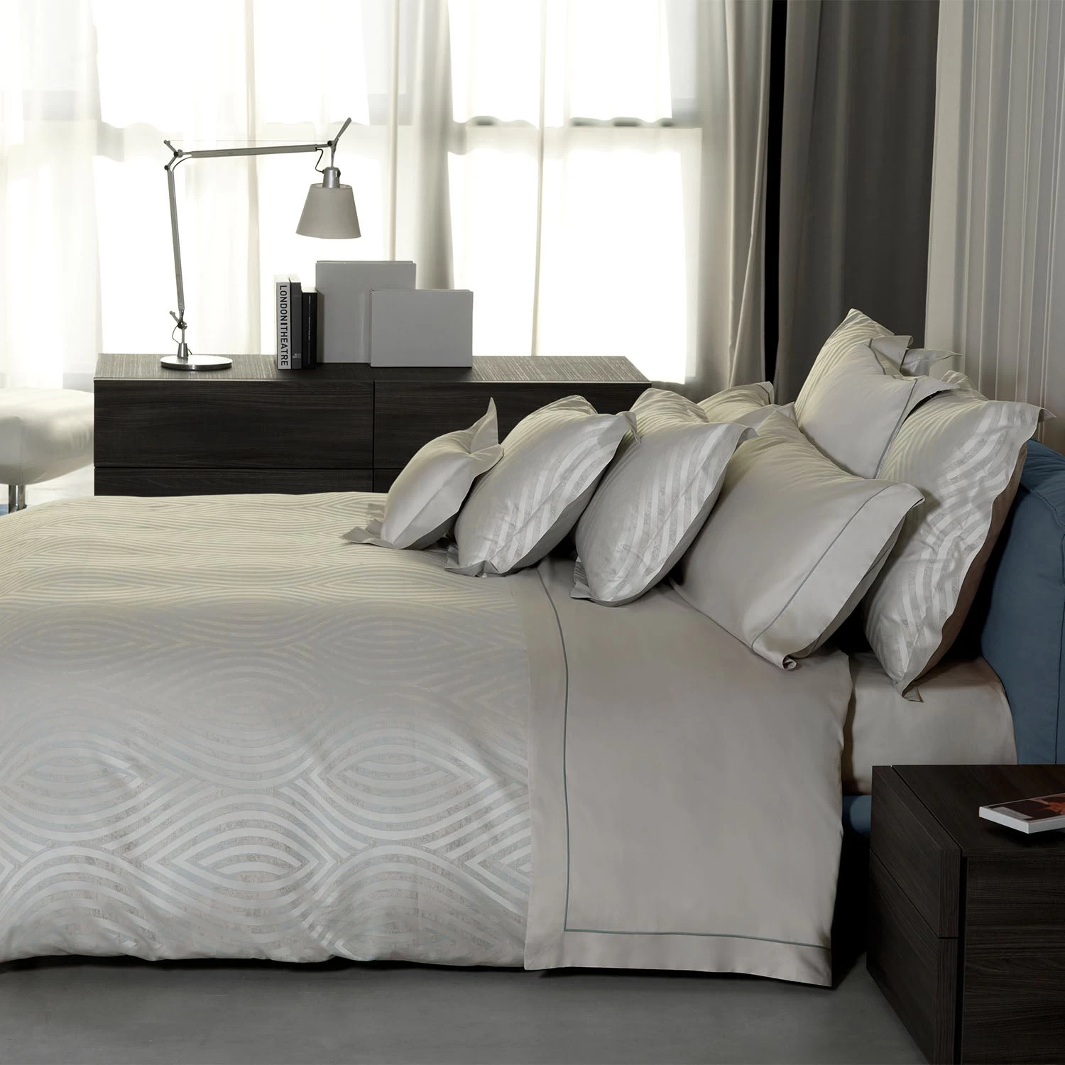 Ponza Duvet & Shams, Grey 4 Ponza Duvet & Shams, Grey - Image 2