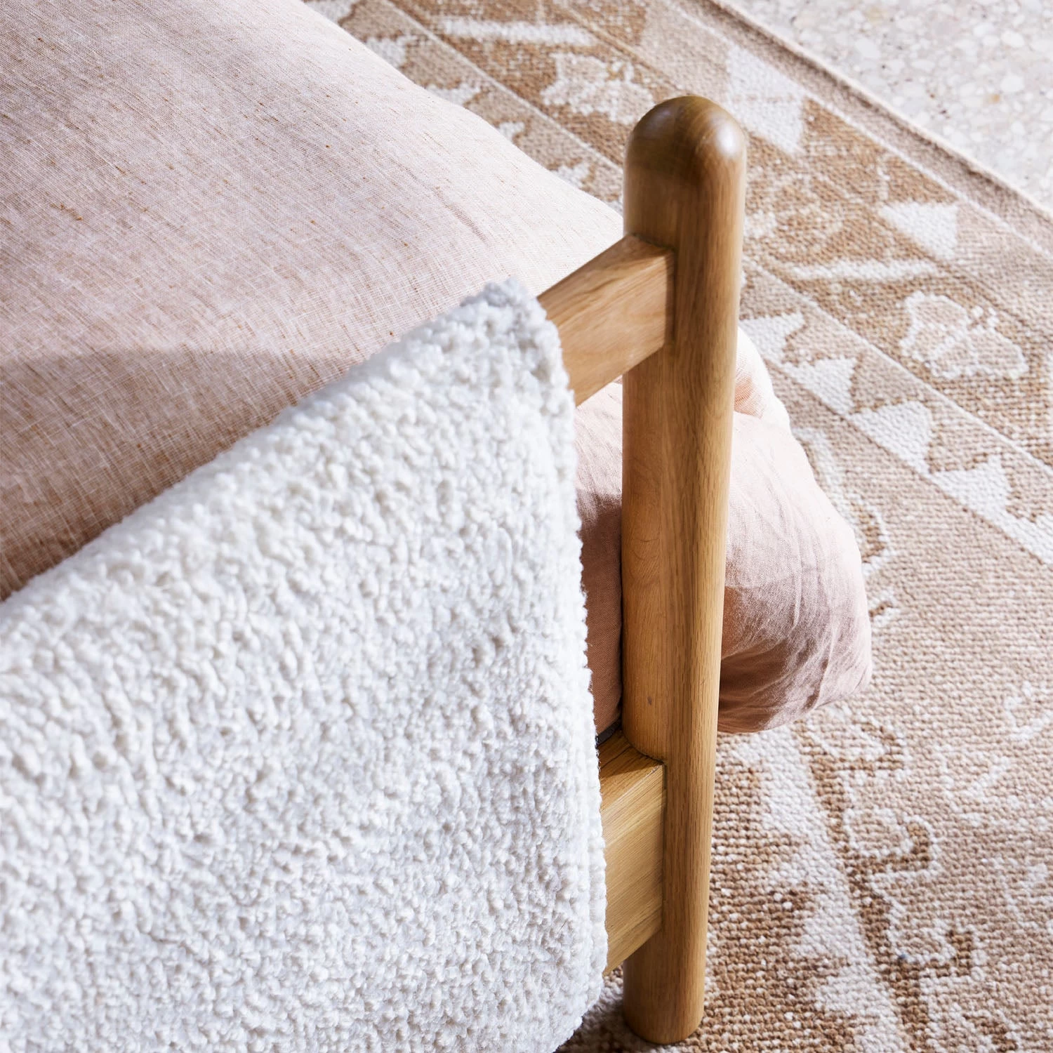 Shearling Accent Bed 20 Shearling Accent Bed - Image 18