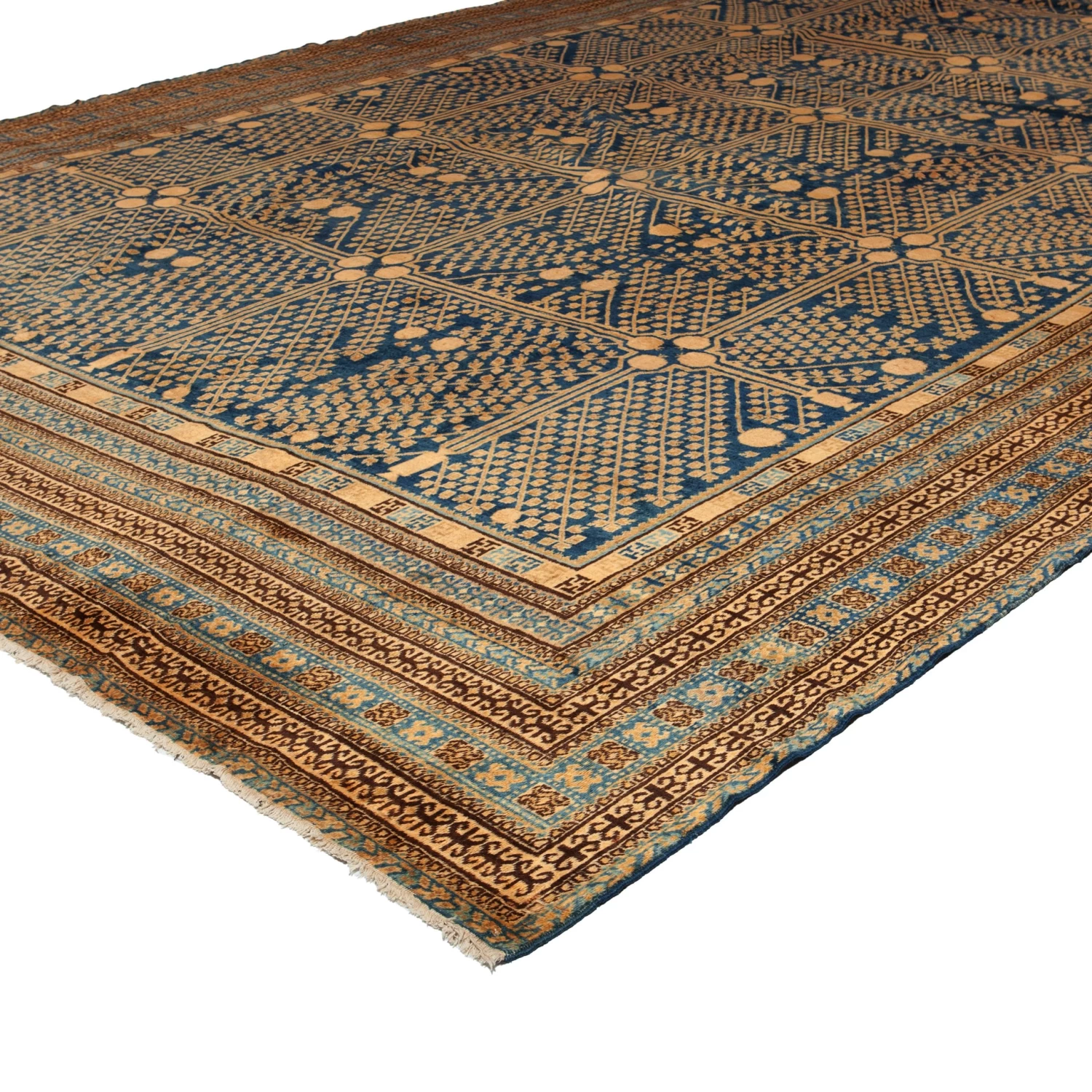 Green Antique Rug - 12'5" X 20' 5 Green Antique Rug - 12'5" X 20' - Image 3