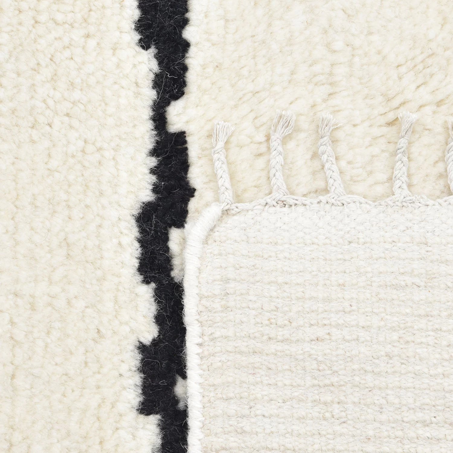 Ivory Moroccan Wool Cotton Blend Rug - 8' X 10' 6 Ivory Moroccan Wool Cotton Blend Rug - 8' X 10' - Image 4