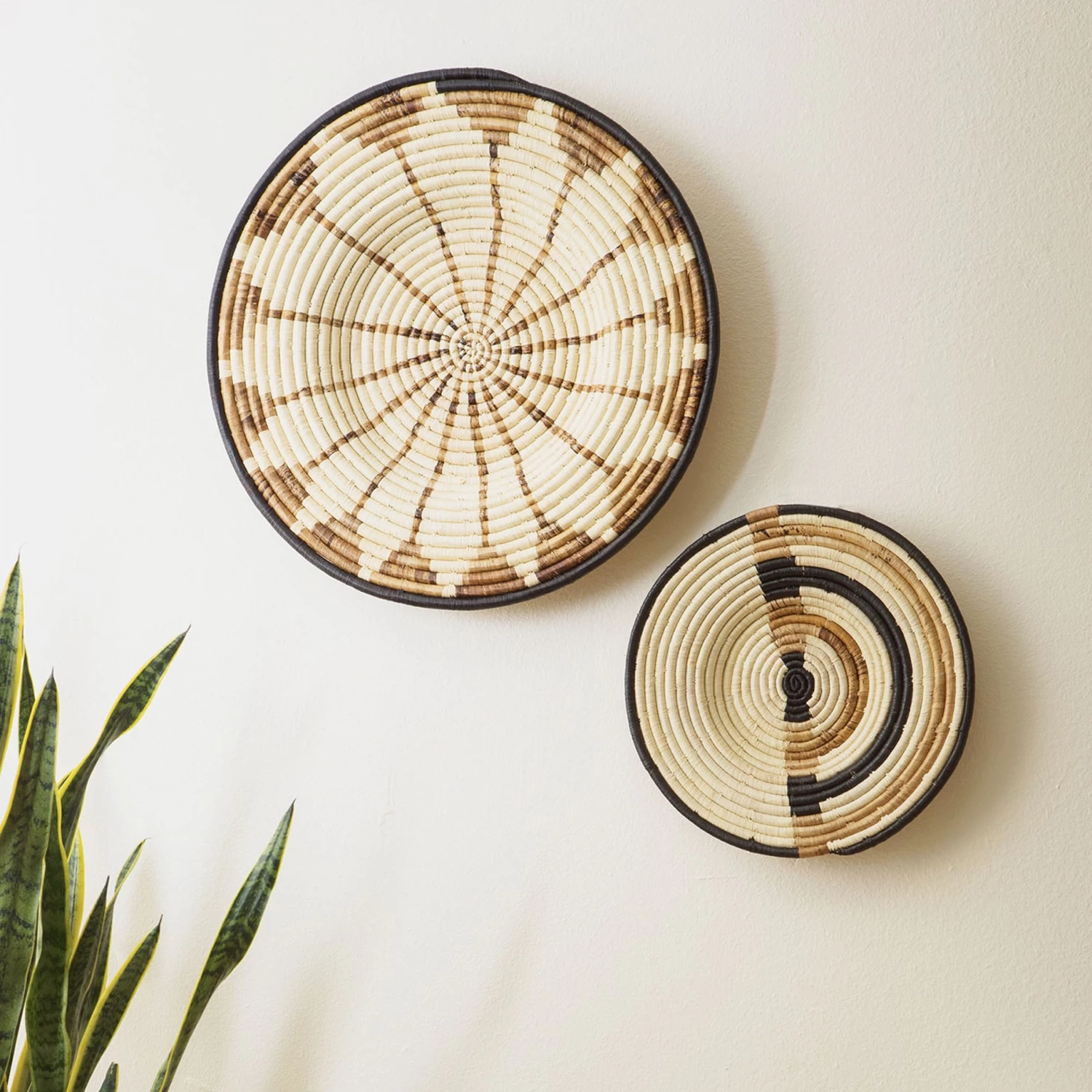 Banana Burst Woven Plate 4 Banana Burst Woven Plate - Image 2