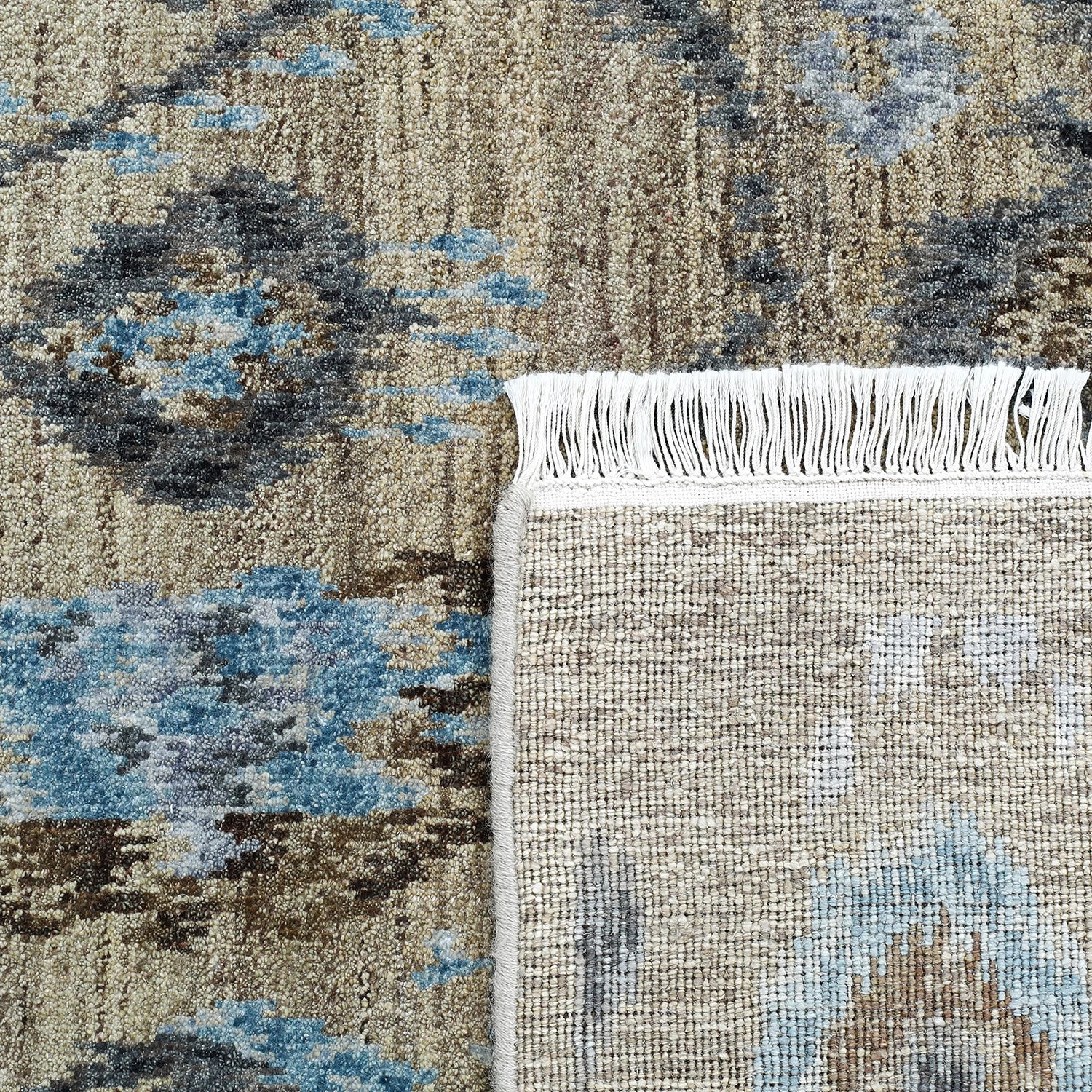 Grey Modern Wool Rug - 5' X 7' 7 Grey Modern Wool Rug - 5' X 7' - Image 5