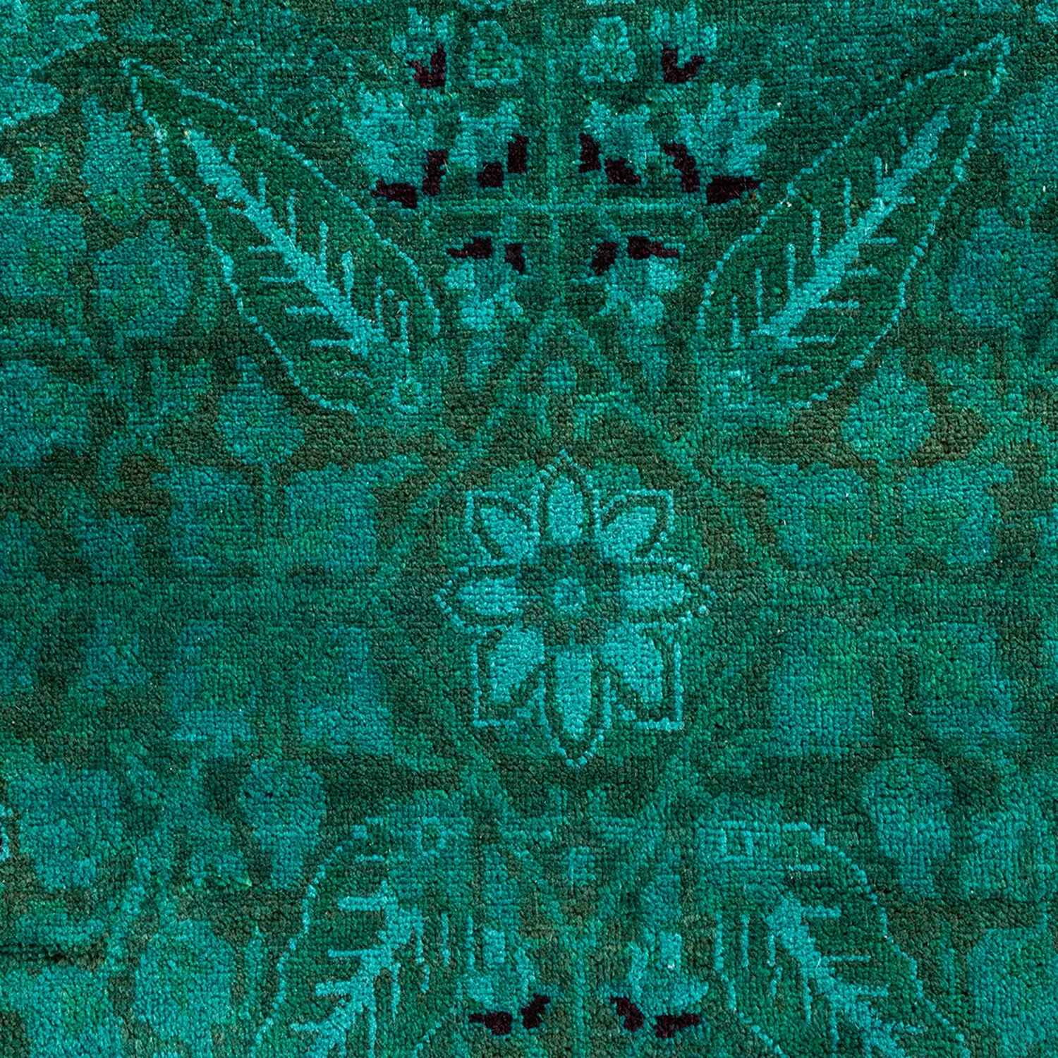 Green Overdyed Wool Rug - 10'2" X 13'6" 6 Green Overdyed Wool Rug - 10'2" X 13'6" - Image 4