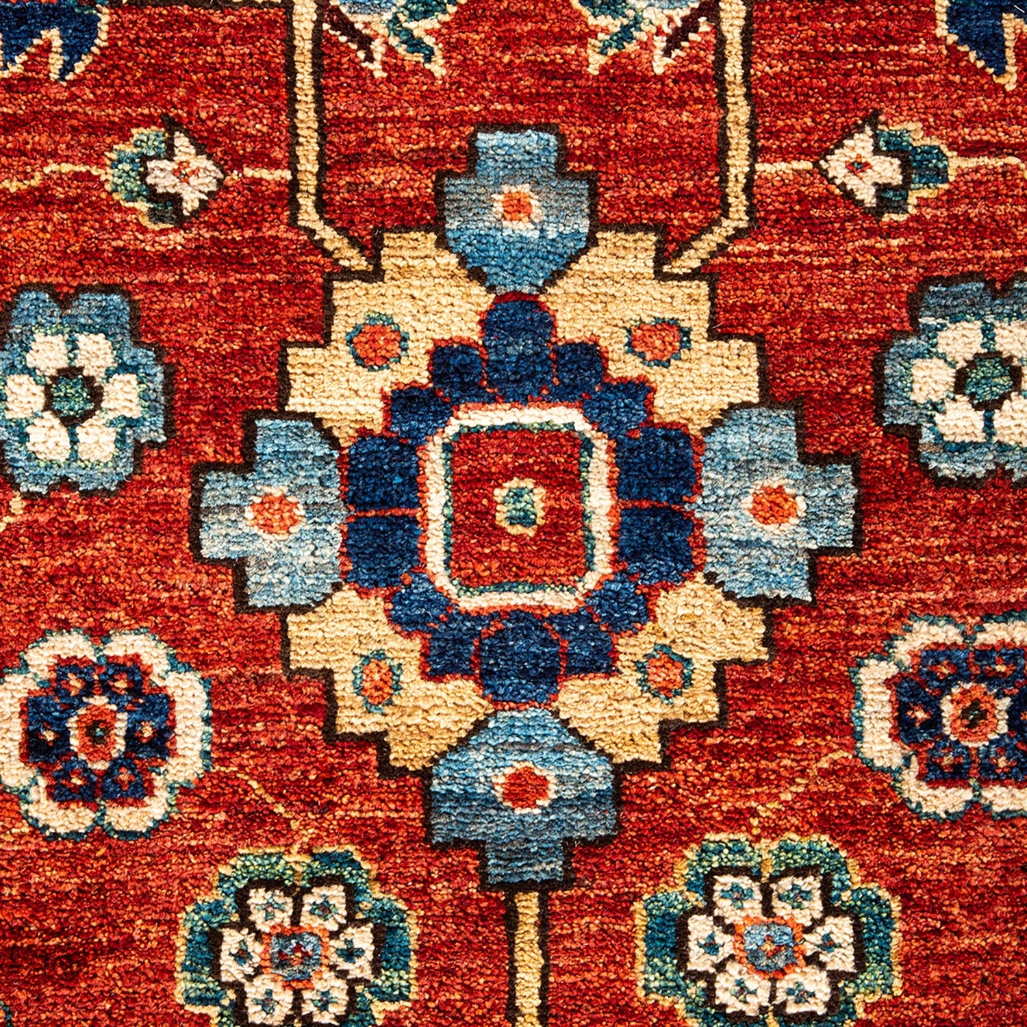 Red Traditional Wool Rug - 11'10" X 14'6" 5 Red Traditional Wool Rug - 11'10" X 14'6" - Image 3