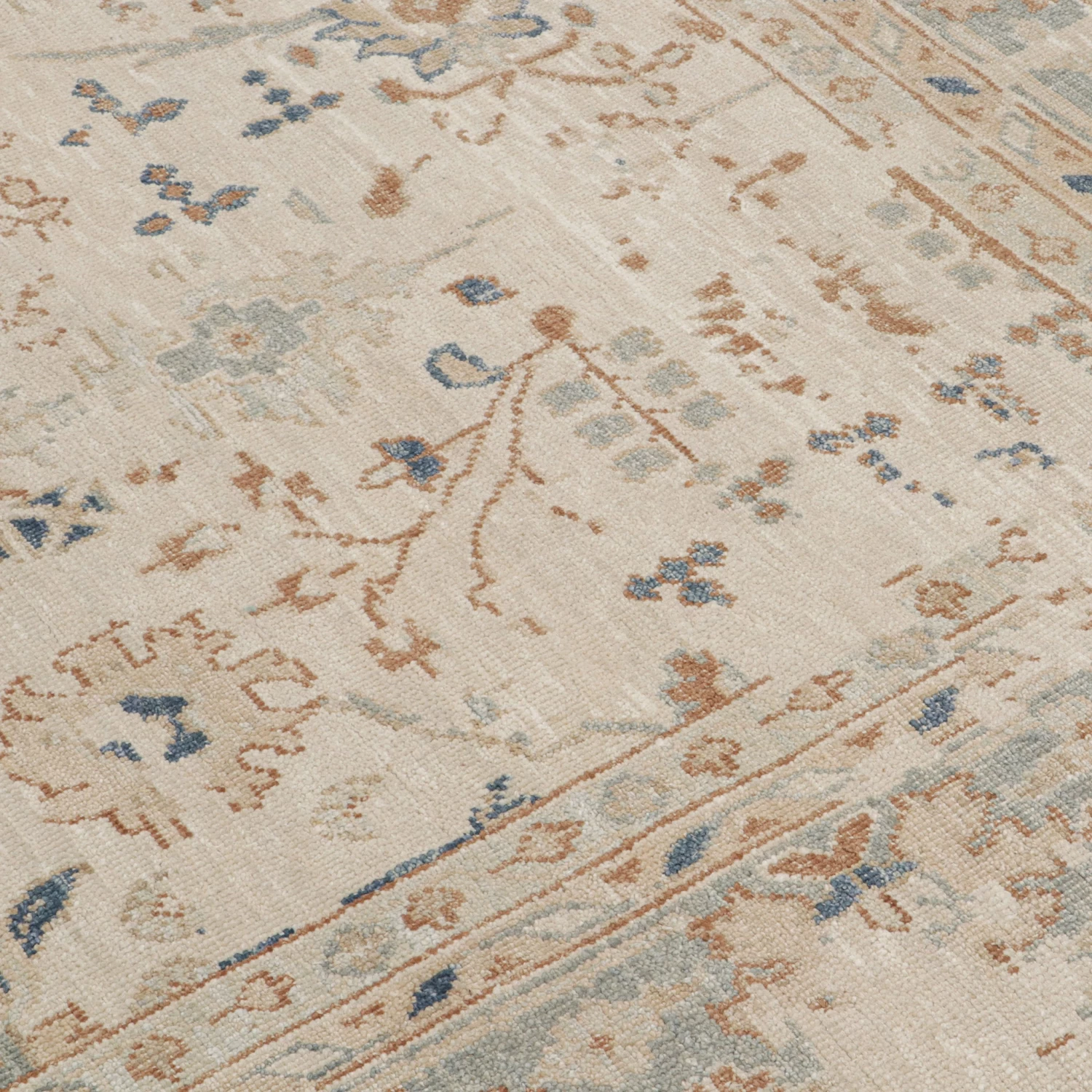 Beige Traditional Silk Rug - 9'9" X 13'11" 7 Beige Traditional Silk Rug - 9'9" X 13'11" - Image 5