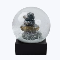 Cairn Snow Globe