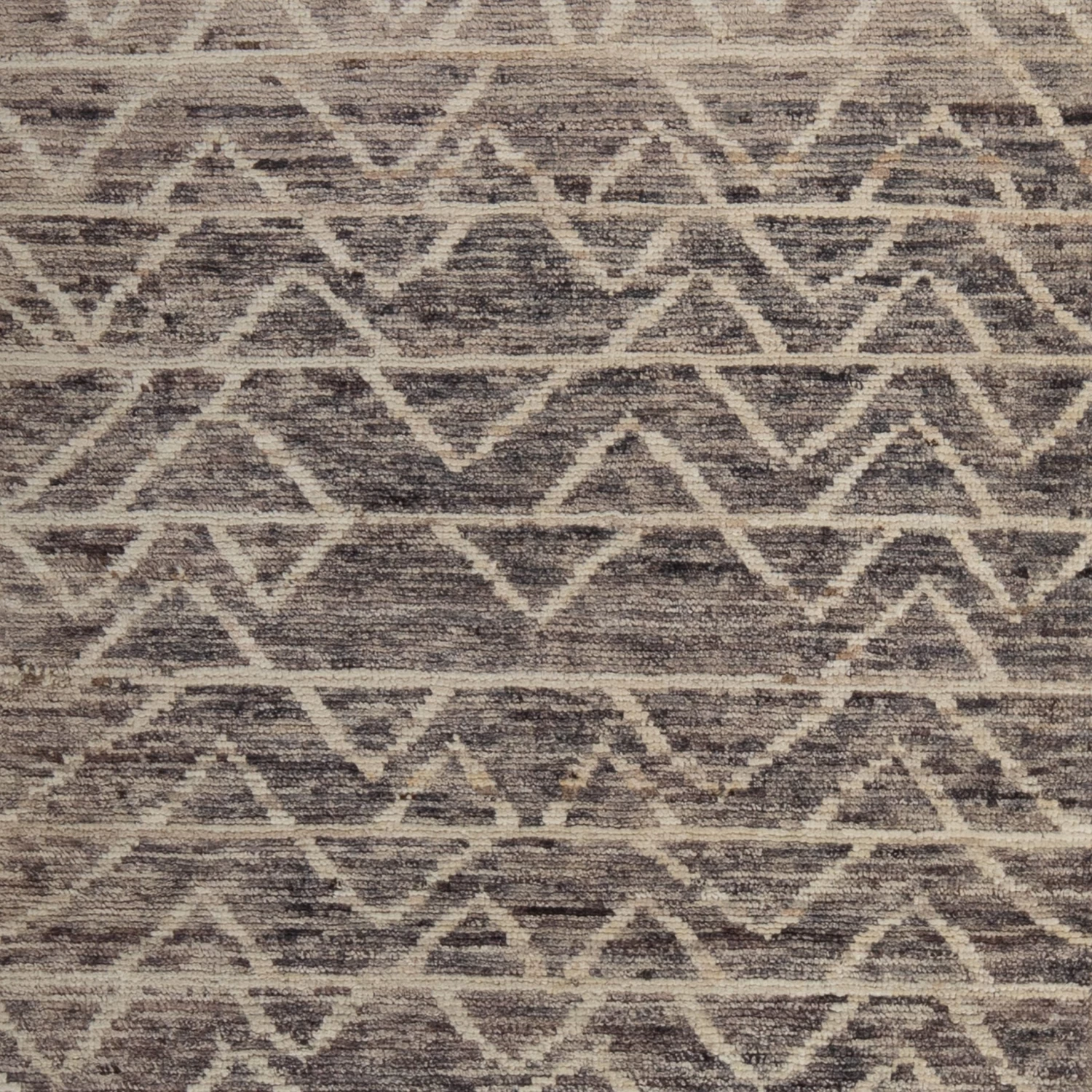 Grey Transitional Wool Runner - 3'1" X 10'3" 4 Grey Transitional Wool Runner - 3'1" X 10'3" - Image 2