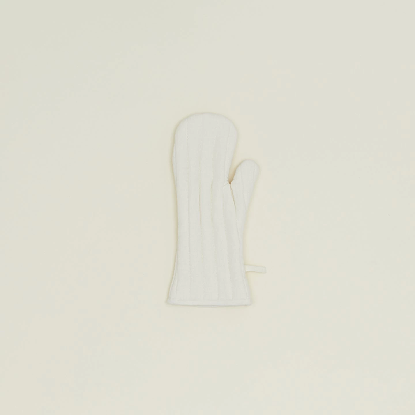 Simple Linen Oven Mitt 4 Simple Linen Oven Mitt - Image 2